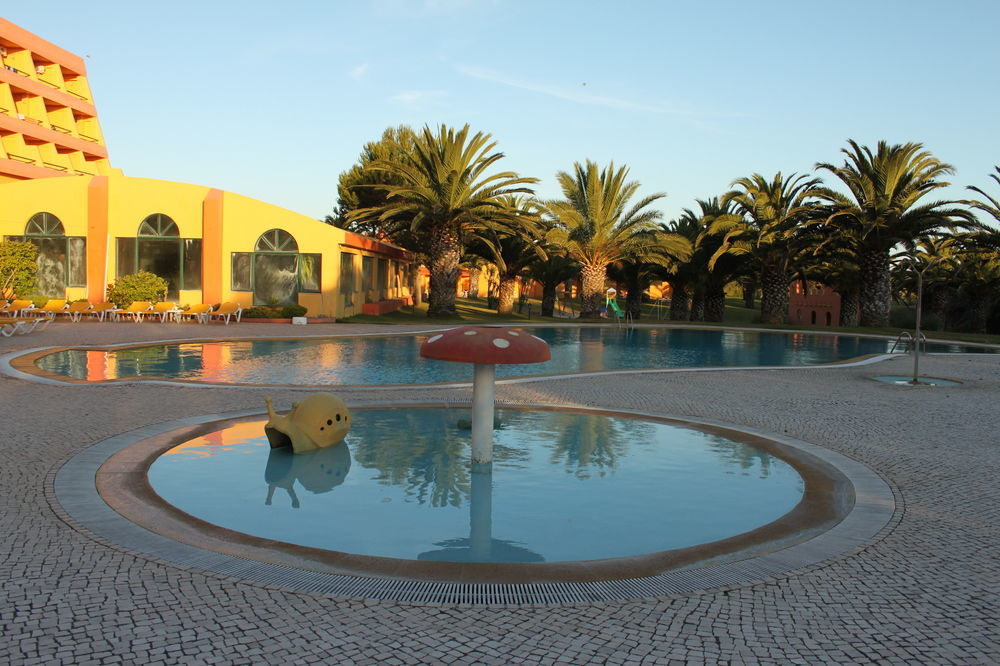 Mh Atlantico Hotel Atouguia Da Baleia Bagian luar foto