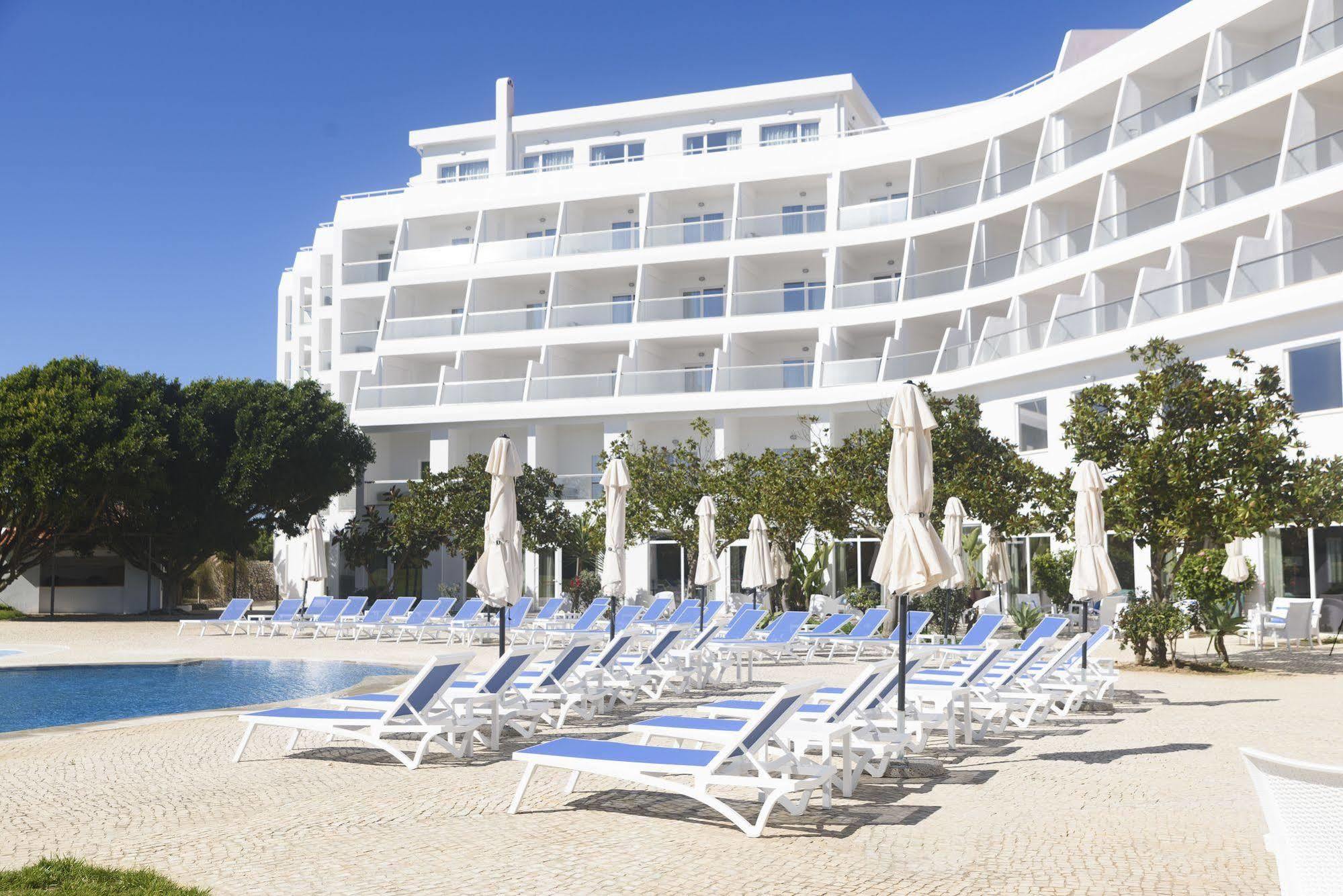 Mh Atlantico Hotel Atouguia Da Baleia Bagian luar foto
